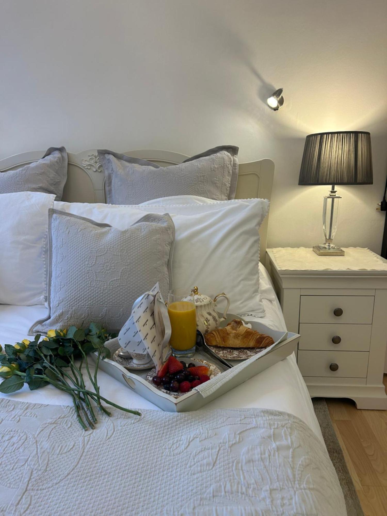 The Joseph Aparthotel Μπάξτον Εξωτερικό φωτογραφία